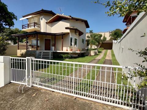 Casa à venda em Cotia, Colina (Caucaia do Alto), com 3 quartos, com 285 m²